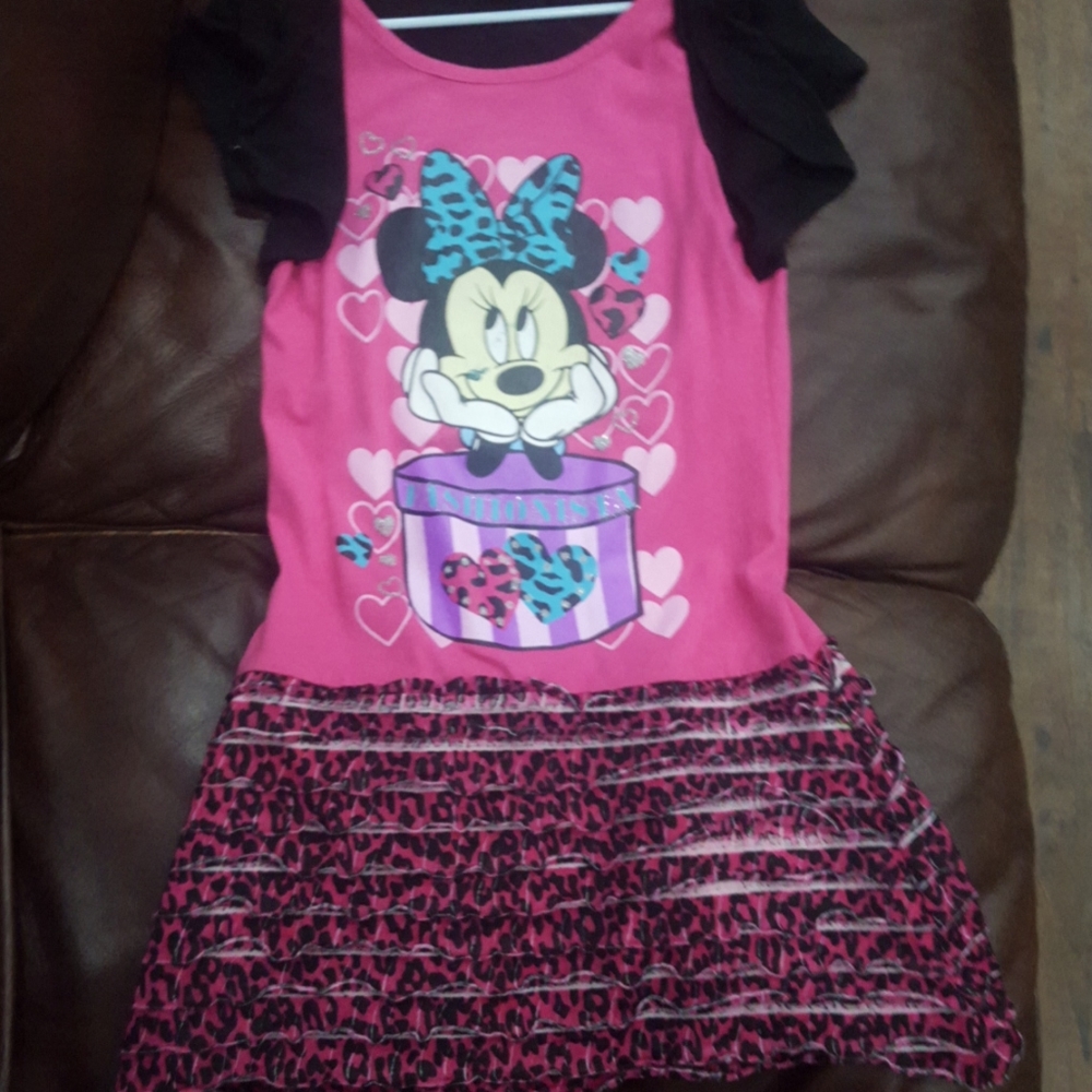 Girls pink Disney dress